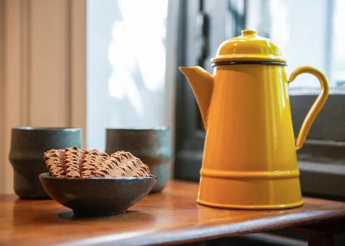 Hôtel De La Porte Dorée