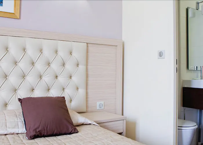 LebronHotel Pas Cher Paris